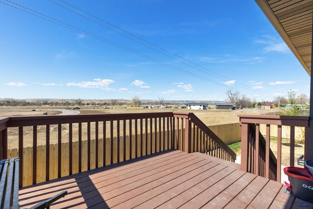 3677 BLACKPOWDER RD, Rapid City, SD 57703