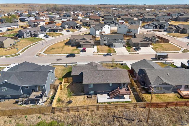 3677 BLACKPOWDER RD, Rapid City, SD 57703