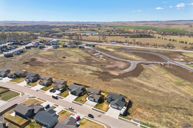 3677 BLACKPOWDER RD, Rapid City, SD 57703