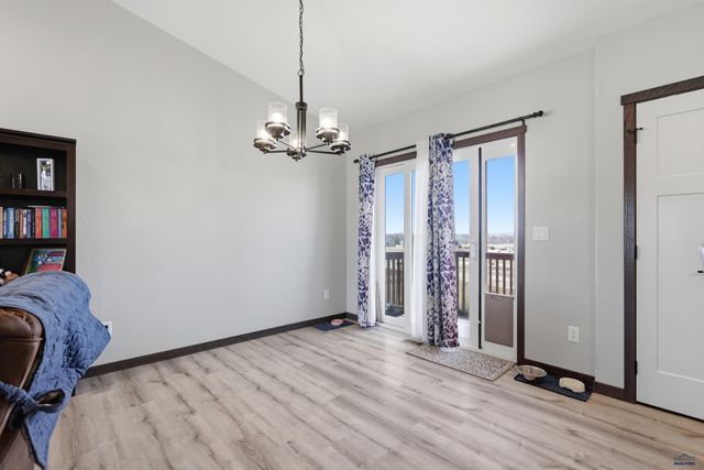 3677 BLACKPOWDER RD, Rapid City, SD 57703