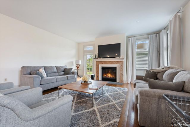 5041 Goodridge Avenue, Bronx, NY 10471