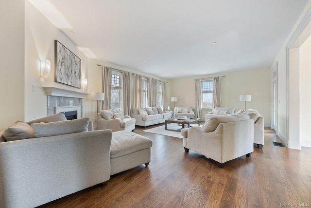 5041 Goodridge Avenue, Bronx, NY 10471