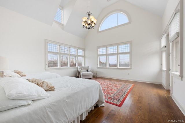 5041 Goodridge Avenue, Bronx, NY 10471