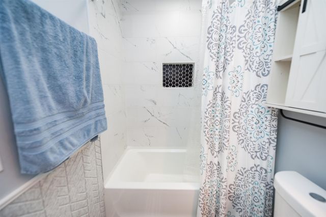 226 Woodview Ave, Spartanburg, SC 29306