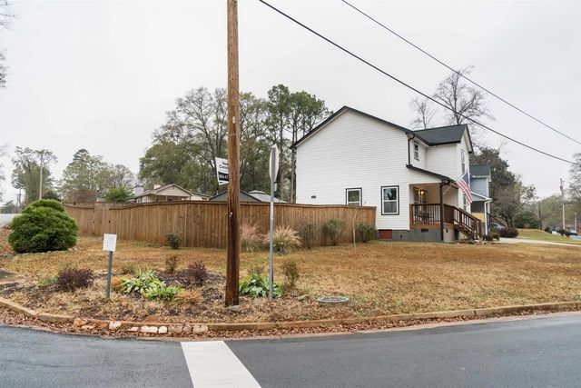 226 Woodview Ave, Spartanburg, SC 29306