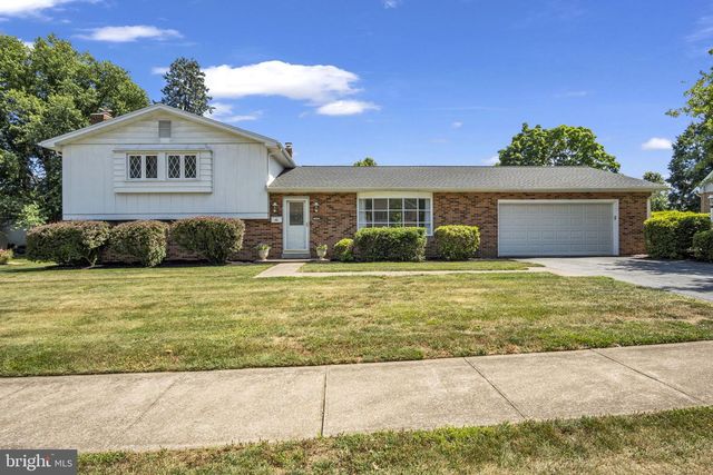 306 E ELMWOOD AVE, Mechanicsburg, PA 17055