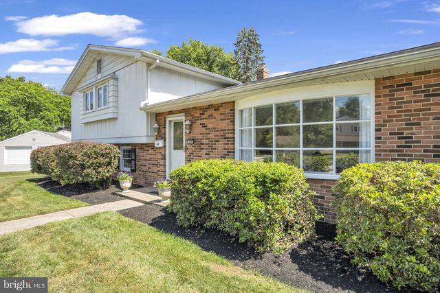 306 E ELMWOOD AVE, Mechanicsburg, PA 17055
