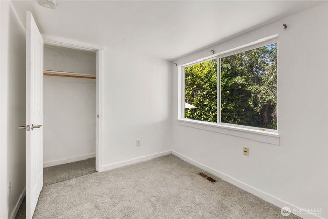 2033 Wright Avenue E, Tacoma, WA 98404