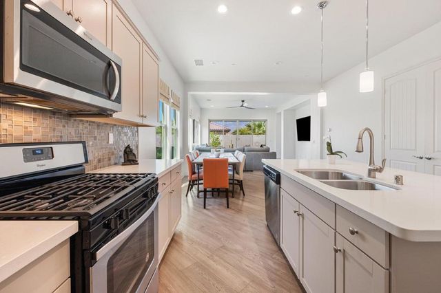 62 Syrah, Rancho Mirage, CA 92270