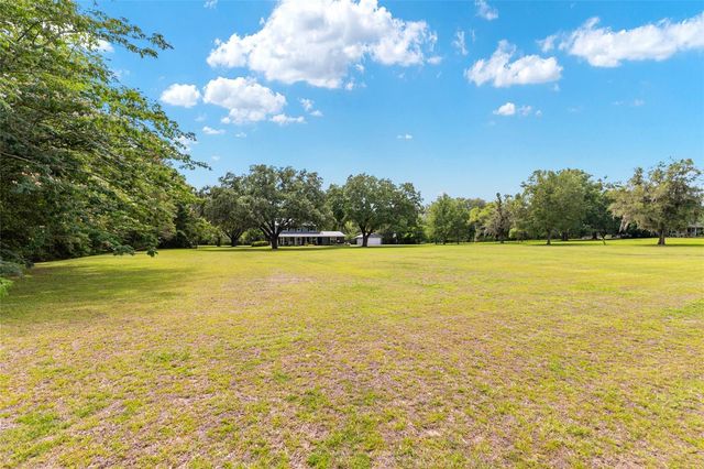 12014 NW 136TH STREET, Alachua, FL 32615