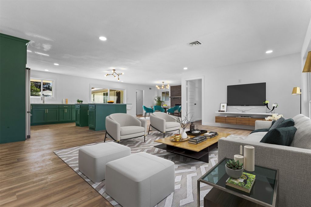 924 Whitestone Lane, Dallas, TX 75232