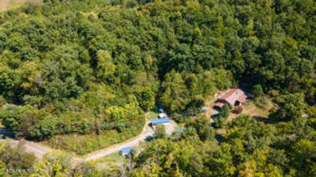 3287 Old Hwy 411, Dandridge, TN 37725