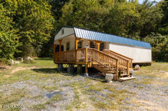 3287 Old Hwy 411, Dandridge, TN 37725