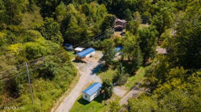 3287 Old Hwy 411, Dandridge, TN 37725