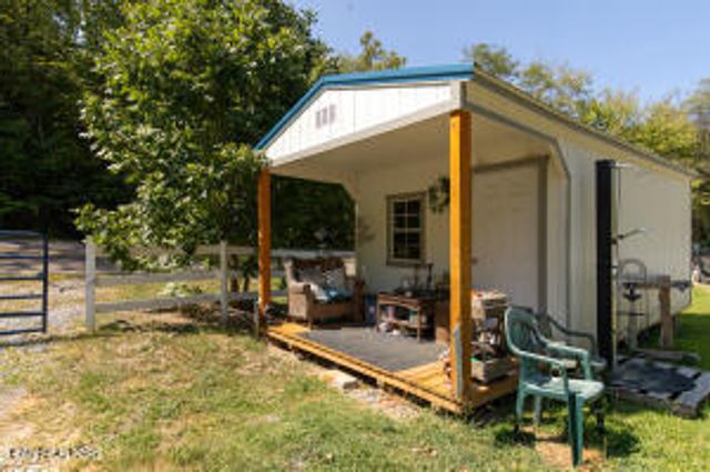 3287 Old Hwy 411, Dandridge, TN 37725