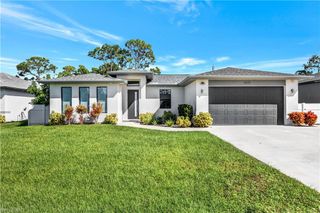 4634 Catalina LN, Bonita Springs, FL 34134