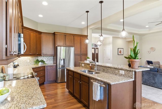 1387 Champions Way, Beavercreek Twp, OH 45385
