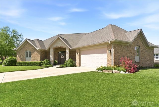 1387 Champions Way, Beavercreek Twp, OH 45385