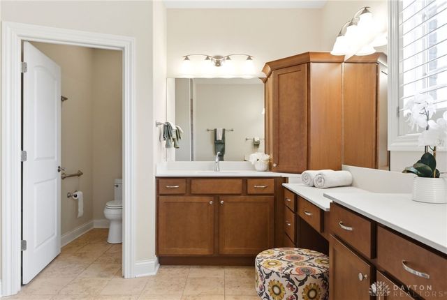 1387 Champions Way, Beavercreek Twp, OH 45385