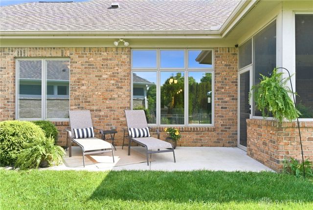 1387 Champions Way, Beavercreek Twp, OH 45385
