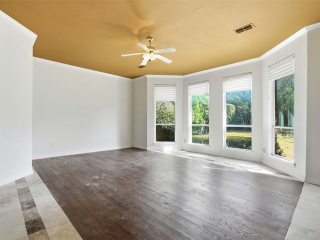 1700 Dowling Drive, Irving, TX 75038