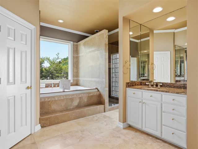 1700 Dowling Drive, Irving, TX 75038
