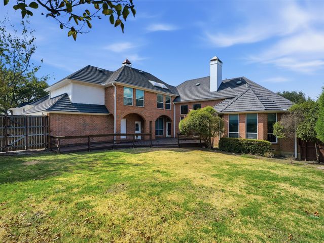 1700 Dowling Drive, Irving, TX 75038