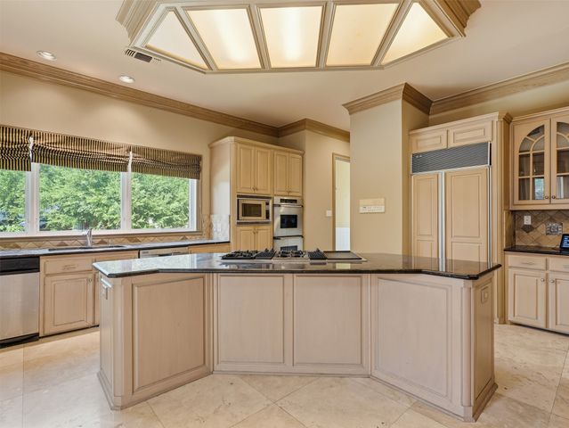 1700 Dowling Drive, Irving, TX 75038