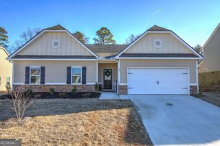 50 Roundabout Lane, Adairsville, GA 30103