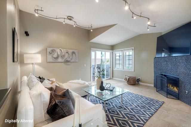 2132 S. Coast Hwy, Oceanside, CA 92054