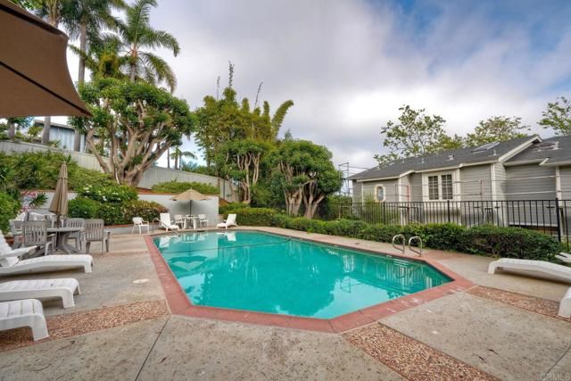 2132 S. Coast Hwy, Oceanside, CA 92054