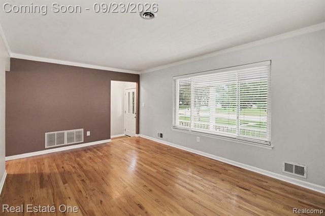 3602 Percy King Road, Waterford, MI 48329
