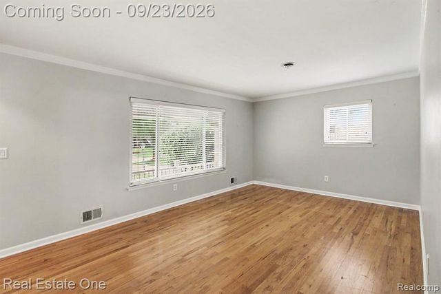 3602 Percy King Road, Waterford, MI 48329