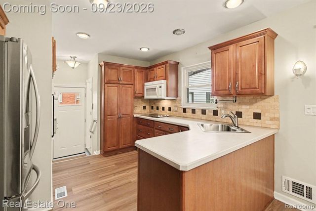 3602 Percy King Road, Waterford, MI 48329