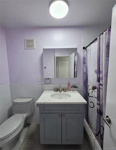 82-15 155th Avenue 9B, Howard Beach, NY 11414