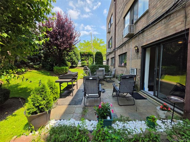 82-15 155th Avenue 9B, Howard Beach, NY 11414