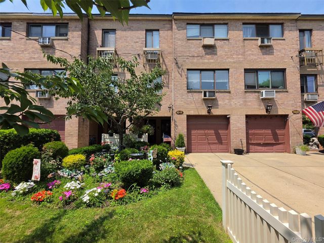 82-15 155th Avenue 9B, Howard Beach, NY 11414