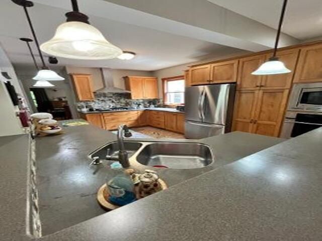 10902 S Hoyne Avenue, Chicago, IL 60643