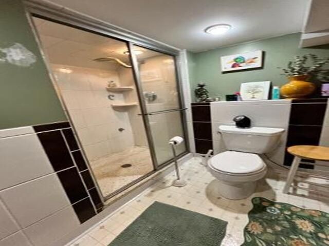 10902 S Hoyne Avenue, Chicago, IL 60643