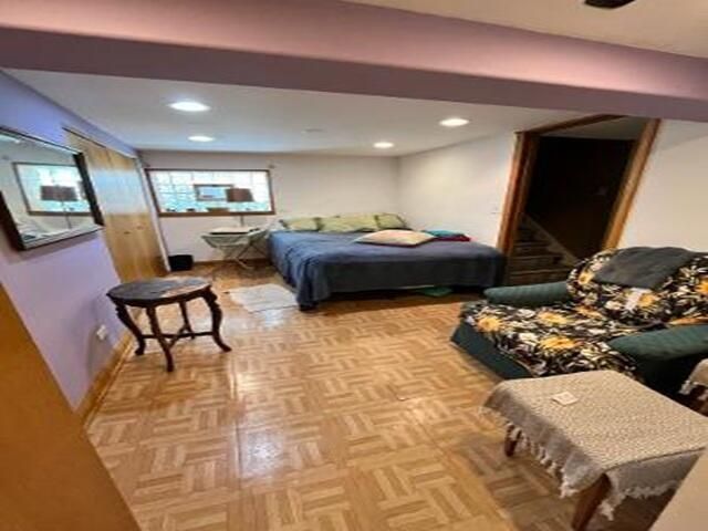 10902 S Hoyne Avenue, Chicago, IL 60643