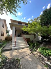 10902 S Hoyne Avenue, Chicago, IL 60643