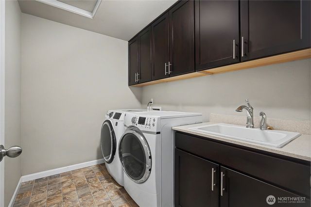 6013 S 302nd Street, Auburn, WA 98001