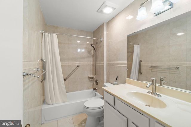1023 OLDHAM CT, Bensalem, PA 19020