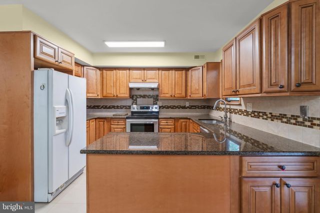 1023 OLDHAM CT, Bensalem, PA 19020
