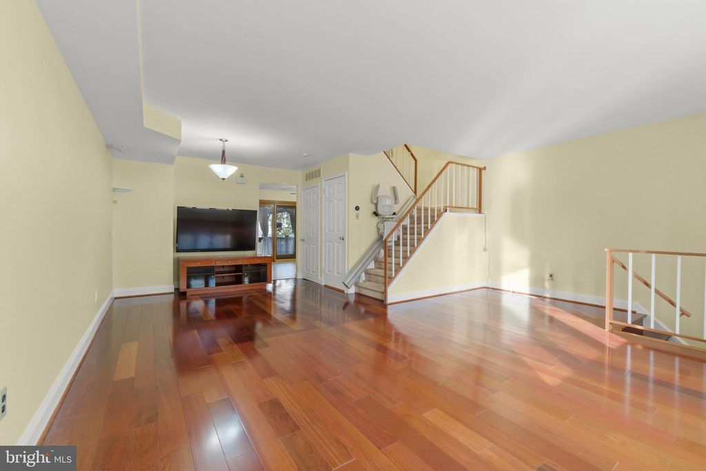 1023 OLDHAM CT, BENSALEM, PA 19020 — photo 4