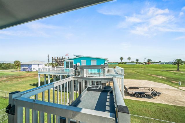 95 Orleans Street S, Matagorda, TX 77457