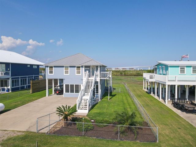 95 Orleans Street S, Matagorda, TX 77457