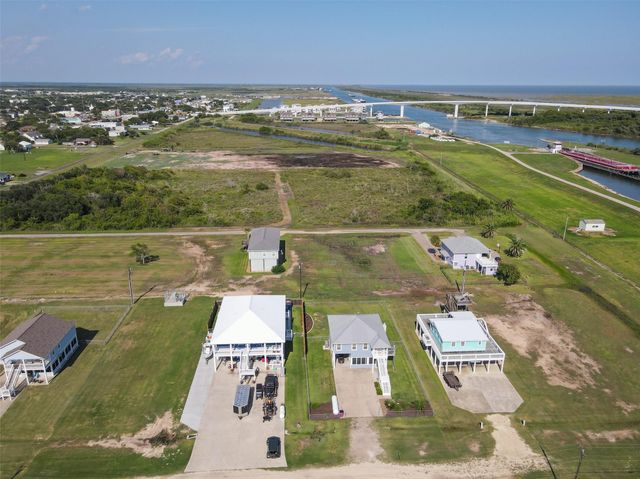 95 Orleans Street S, Matagorda, TX 77457