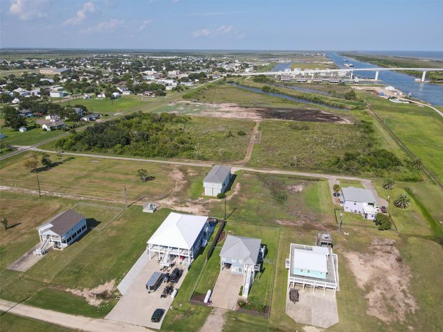 95 Orleans Street S, Matagorda, TX 77457