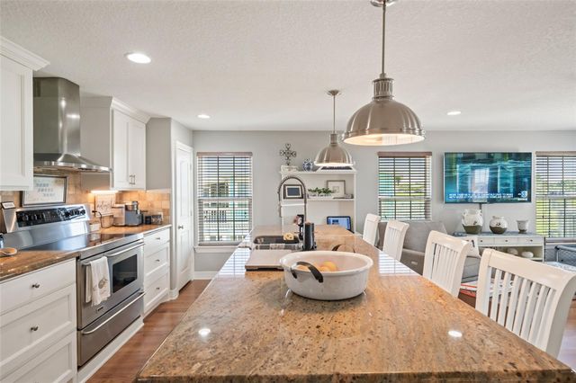 95 Orleans Street S, Matagorda, TX 77457